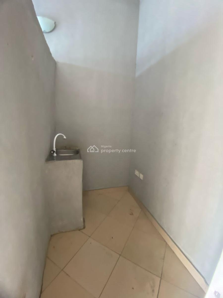 Self contain (single rooms) for rent