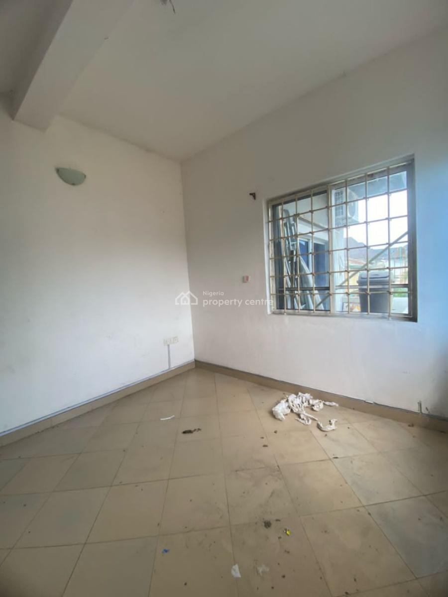 Self contain (single rooms) for rent