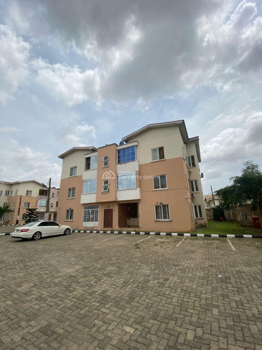 3 bedroom flat / apartment for sale