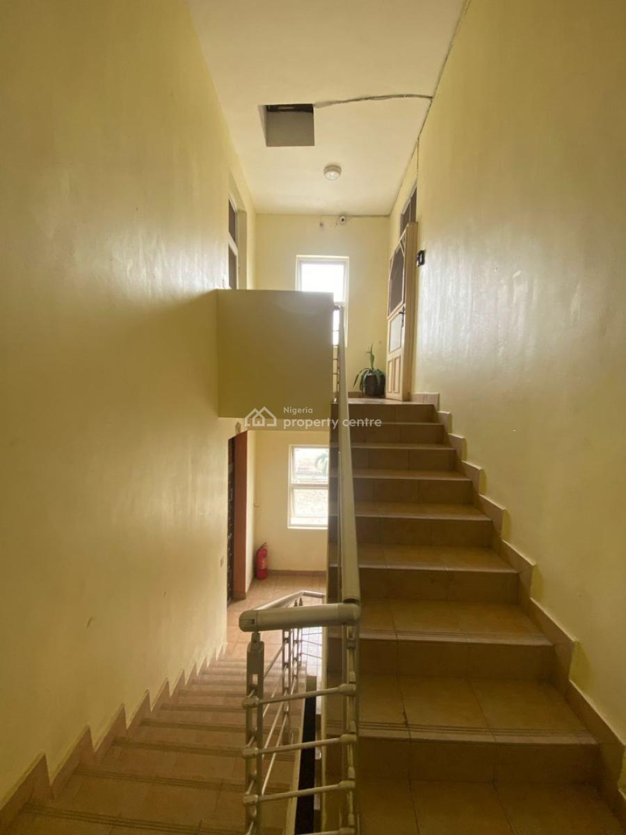 3 bedroom flat / apartment for sale