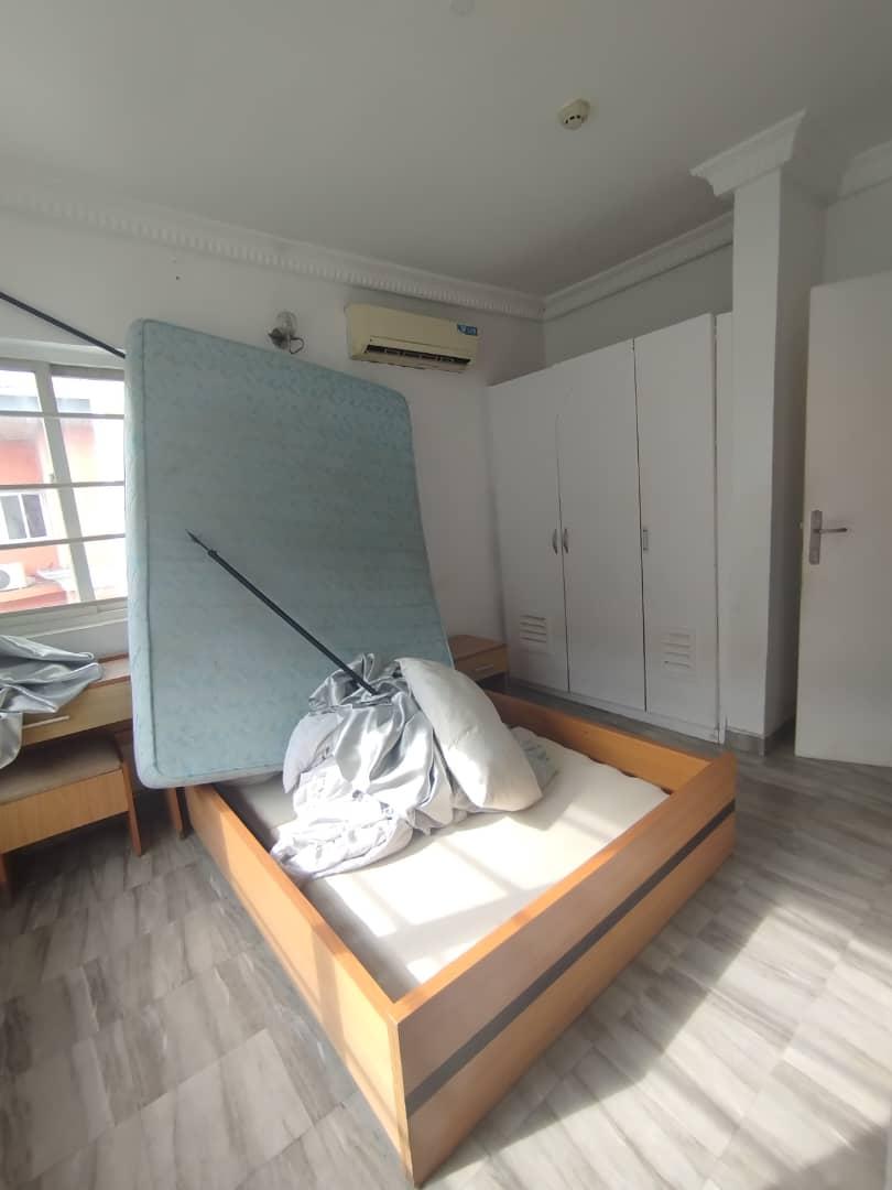 TO LET  Fully serviced 4 - Bedroom Penthouse Apartment (7th Floor)