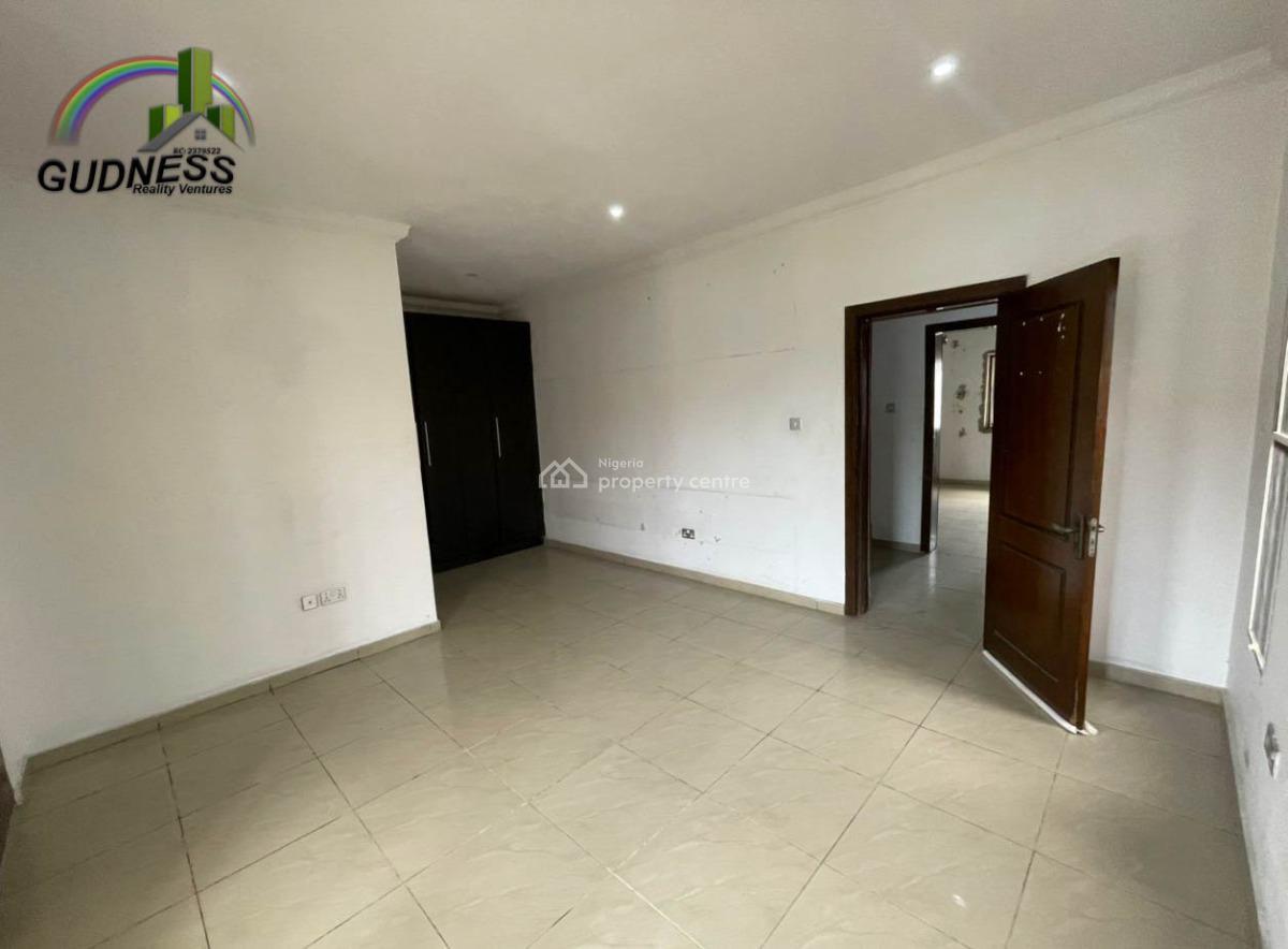 4 bedroom terraced duplex for sale