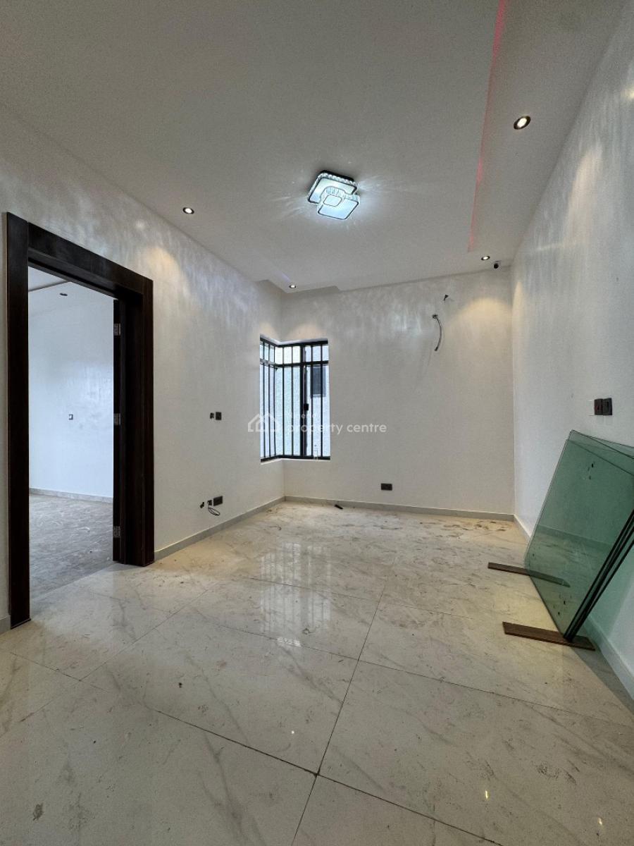 5 bedroom detached duplex for sale