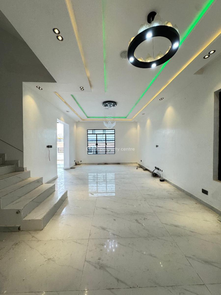 5 bedroom detached duplex for sale