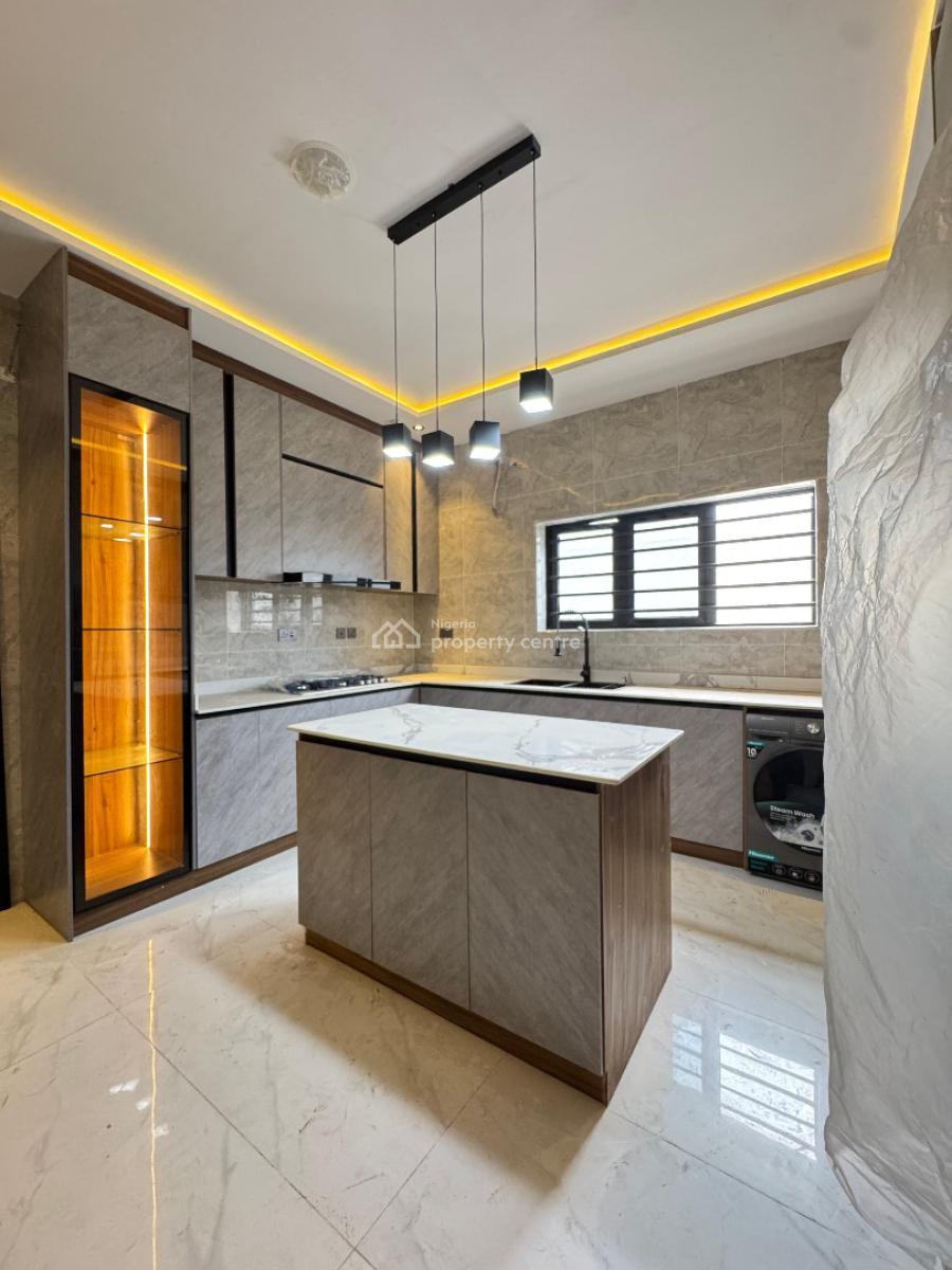 5 bedroom detached duplex for sale