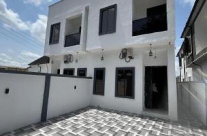 4 bedroom semi-detached duplex for sale