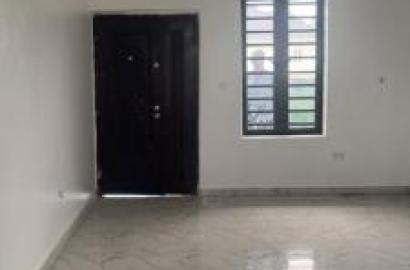 Massive 2 Bedroom Flat Downstair