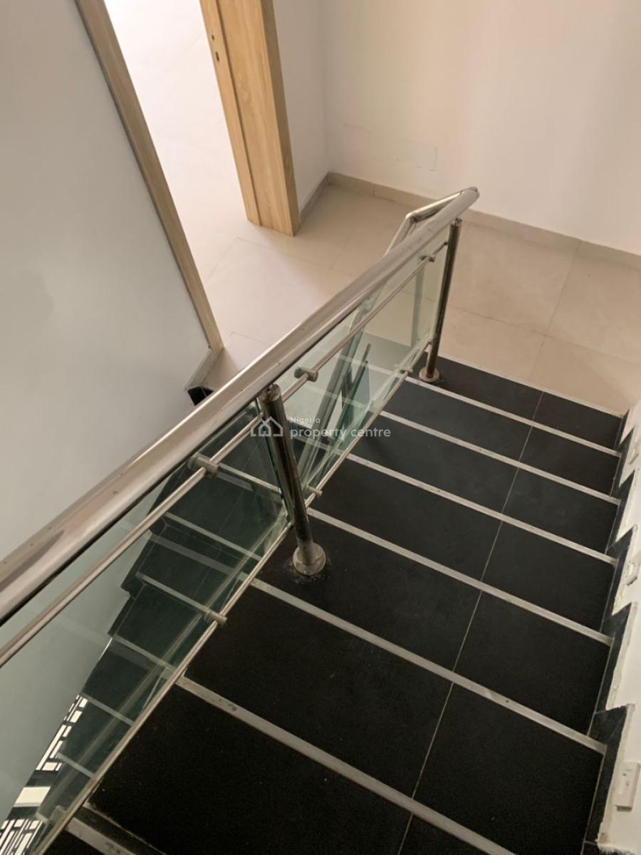 5 bedroom terraced duplex for sale