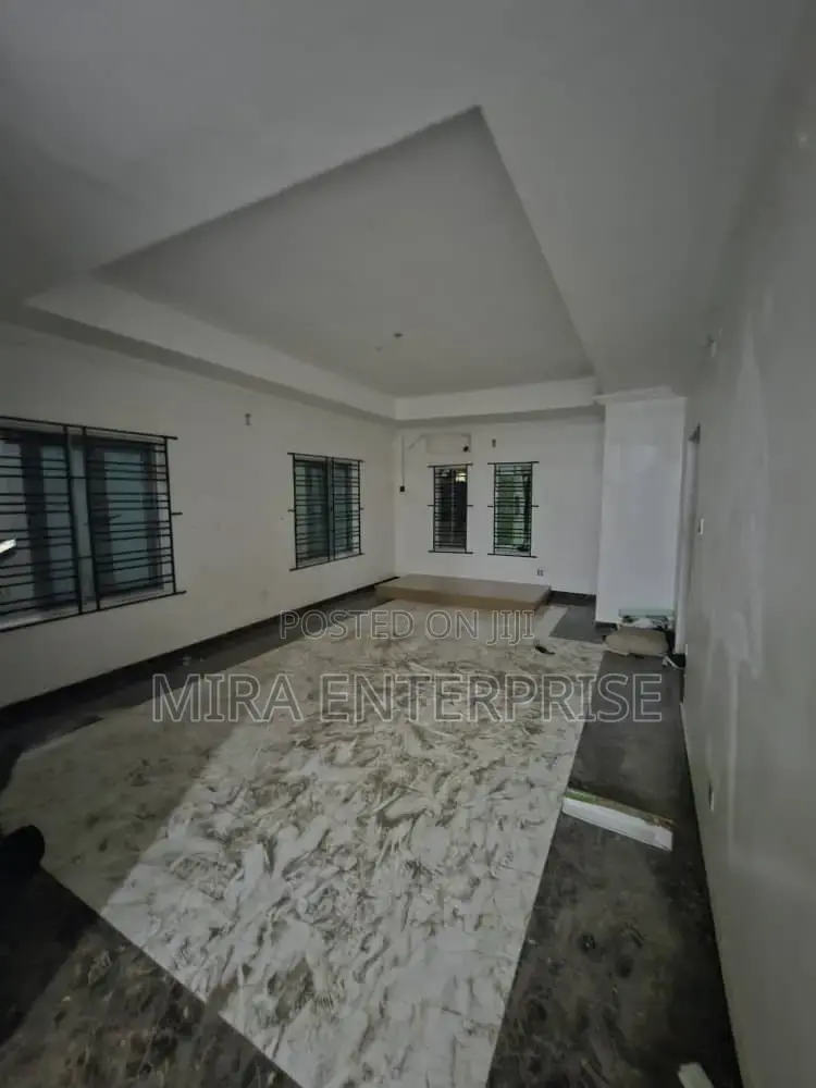 4bdrm Duplex in Agungi, Lekki for rent