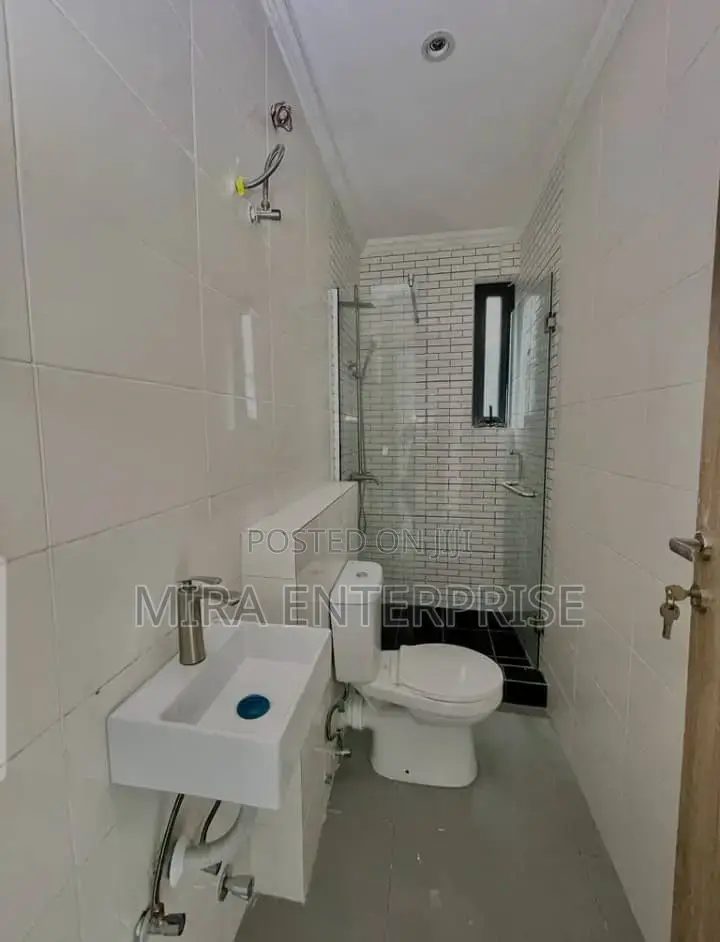 4bdrm Duplex in Agungi, Lekki for rent