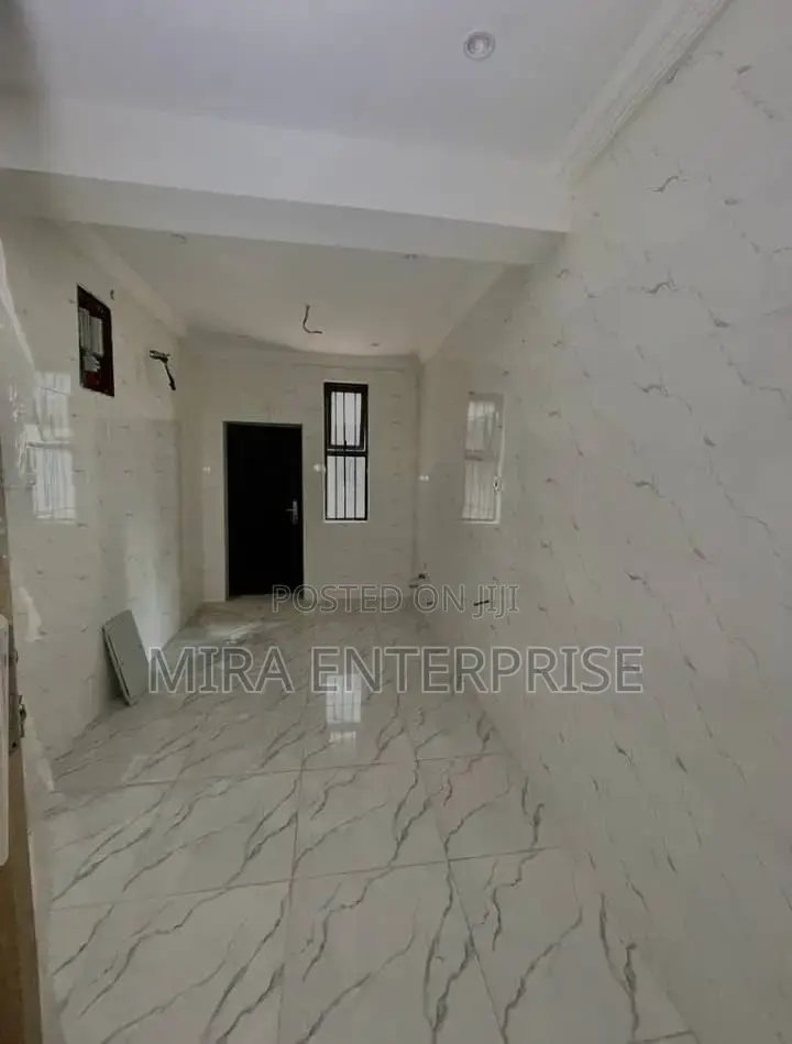 4bdrm Duplex in Agungi, Lekki for rent