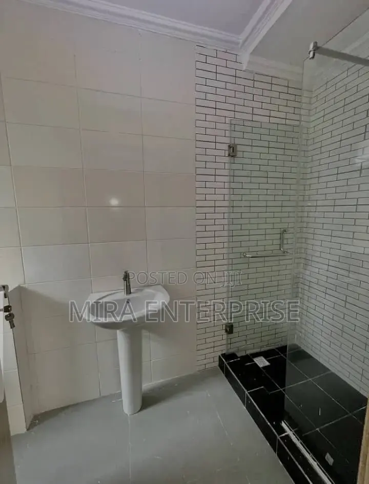 4bdrm Duplex in Agungi, Lekki for rent
