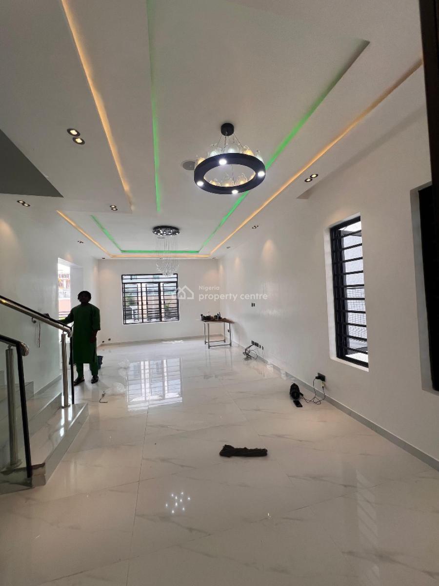 5 bedroom detached duplex for sale