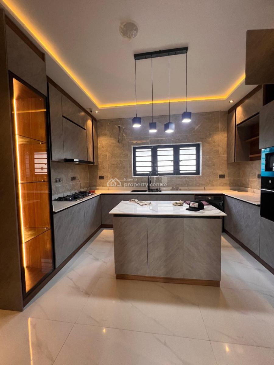 5 bedroom detached duplex for sale