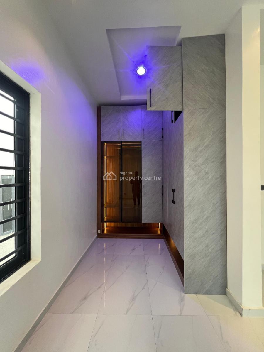 5 bedroom detached duplex for sale