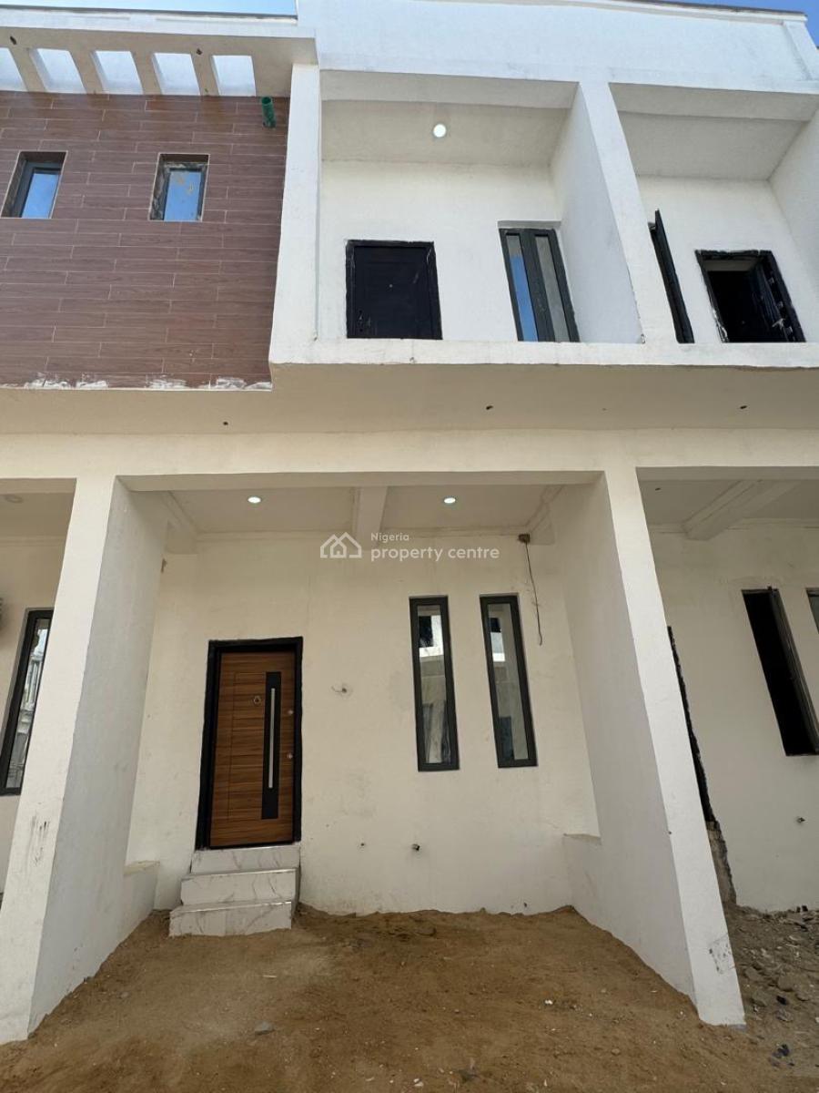 3 bedroom terraced duplex for sale