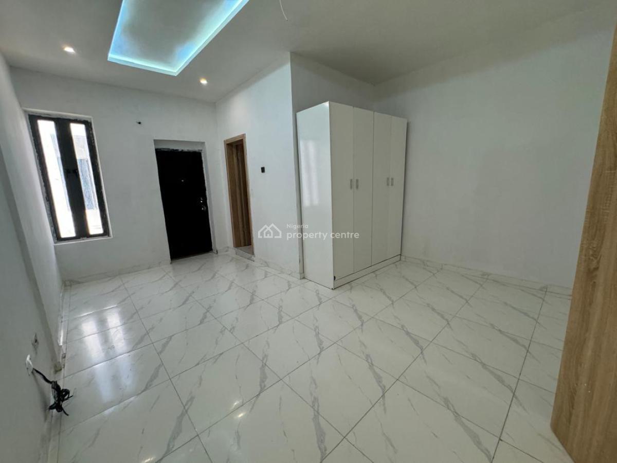 3 bedroom terraced duplex for sale