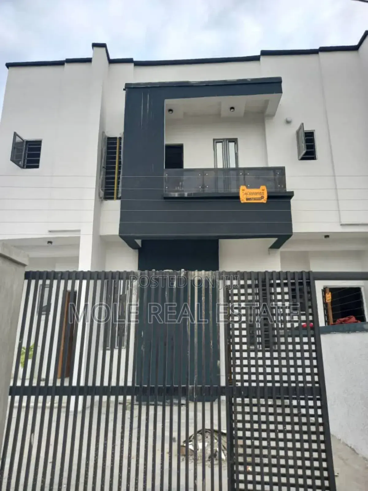 4bdrm Duplex in Sangotedo for sale