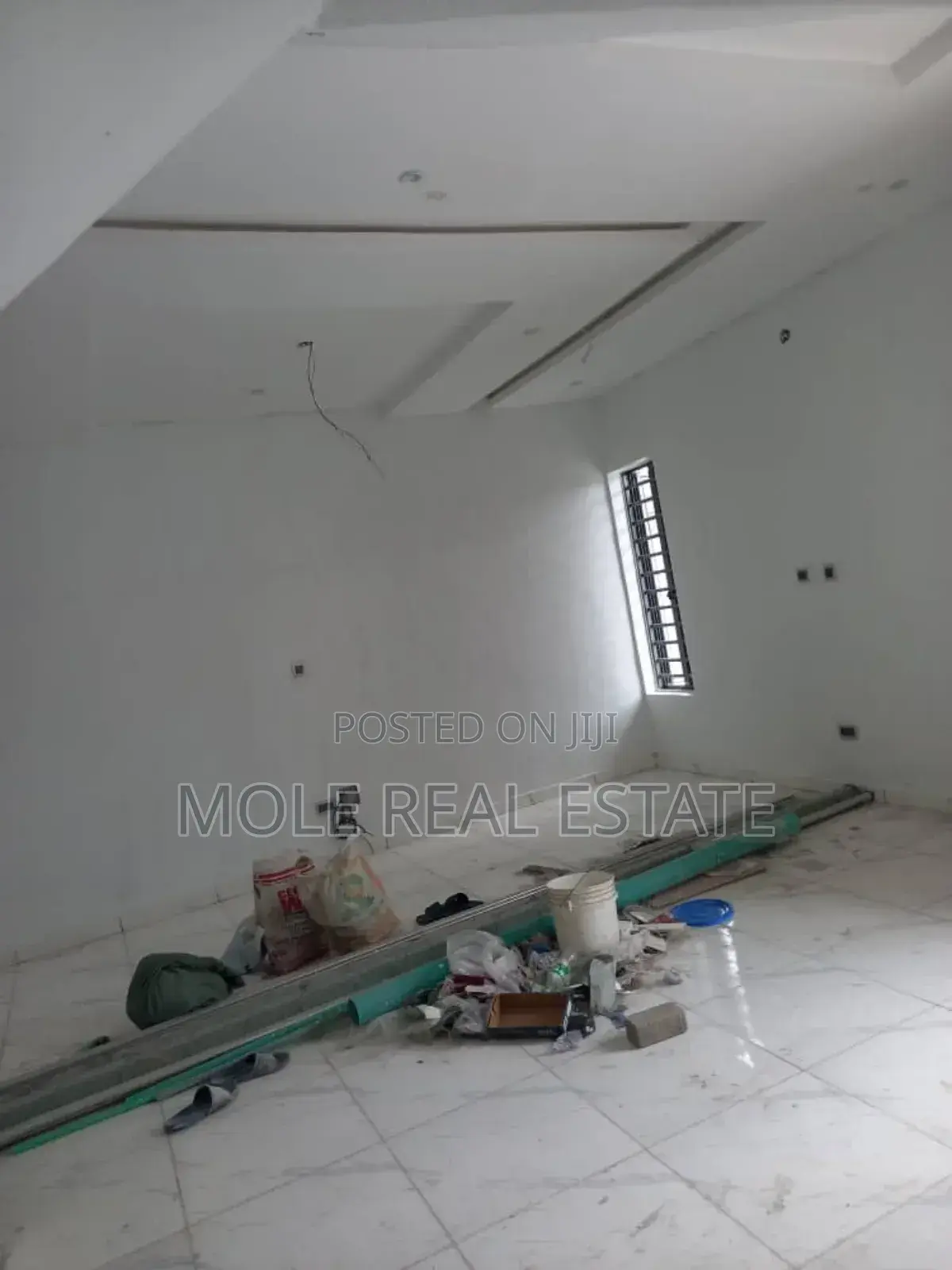 4bdrm Duplex in Sangotedo for sale