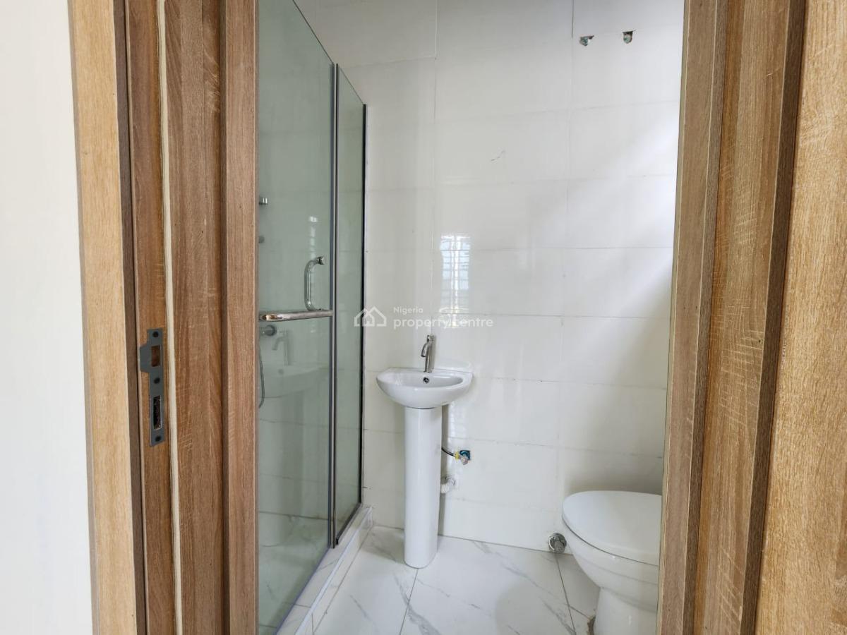 4 bedroom semi-detached duplex for sale