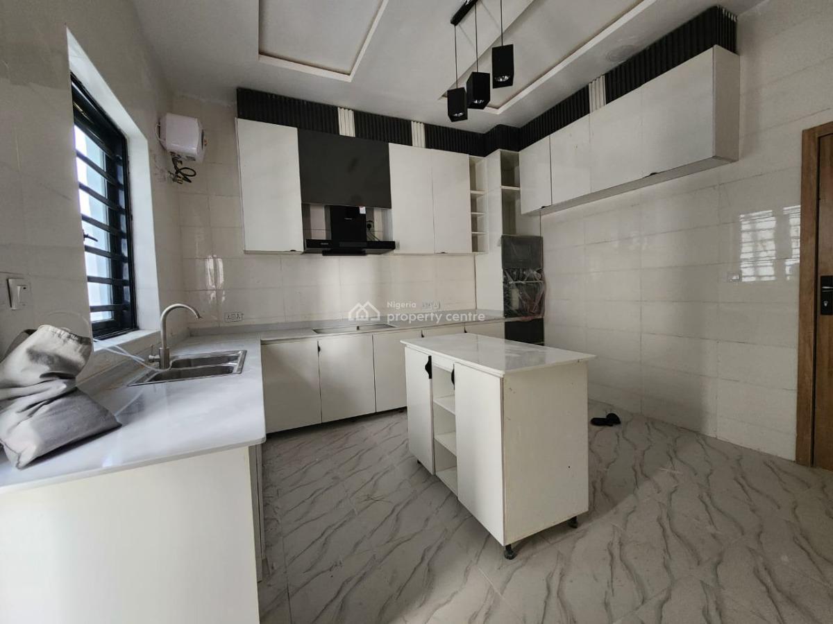 4 bedroom semi-detached duplex for sale