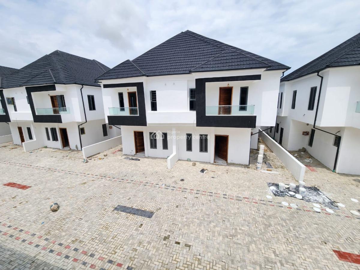 4 bedroom semi-detached duplex for sale