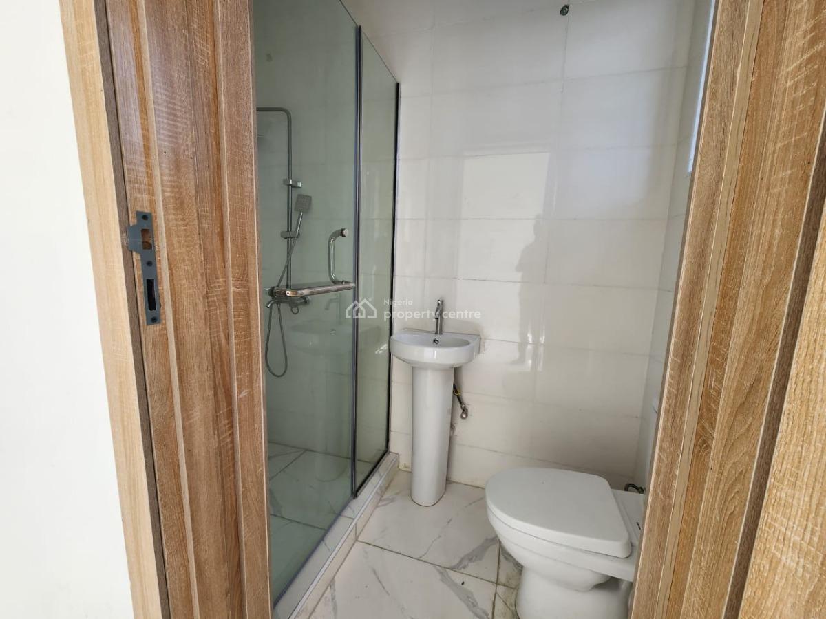 4 bedroom semi-detached duplex for sale