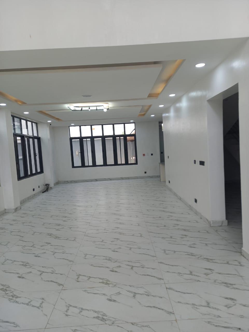 fully detached houses in Banana Island, Ikoyi for letting  Features: - 5 bedrooms all en-suite  $180,000 per annum per house