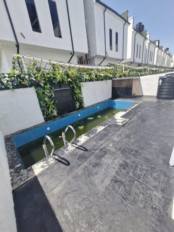 For Sale   5 BEDROOM FULLY DETACH DUPLEX WITH POOL  ,off Chevron drive, Lekki   ₦490,000,000