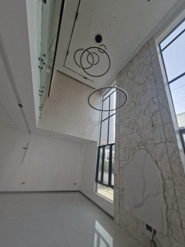 FULLY DETACH 5BED DUPLEX WITH ELEVATOR & 2 SWIMMING POOLS  Ikota, Lekki . ₦700,000,000