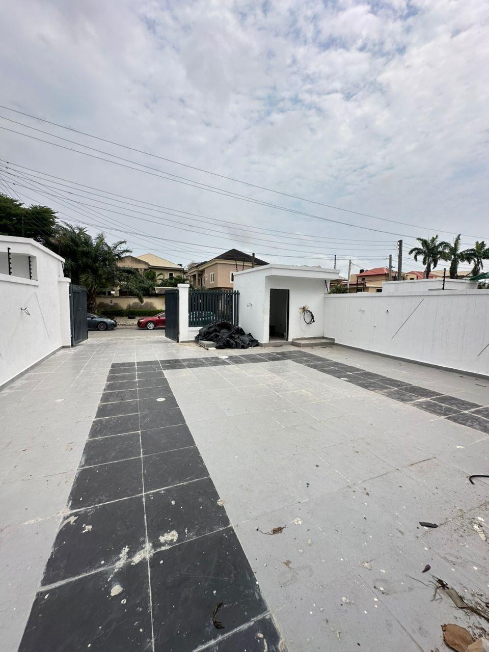 Contemporary 5 Bedroom Detached Duplex  For sale   📍 Lekkiphase1 Lekki , Lagos
