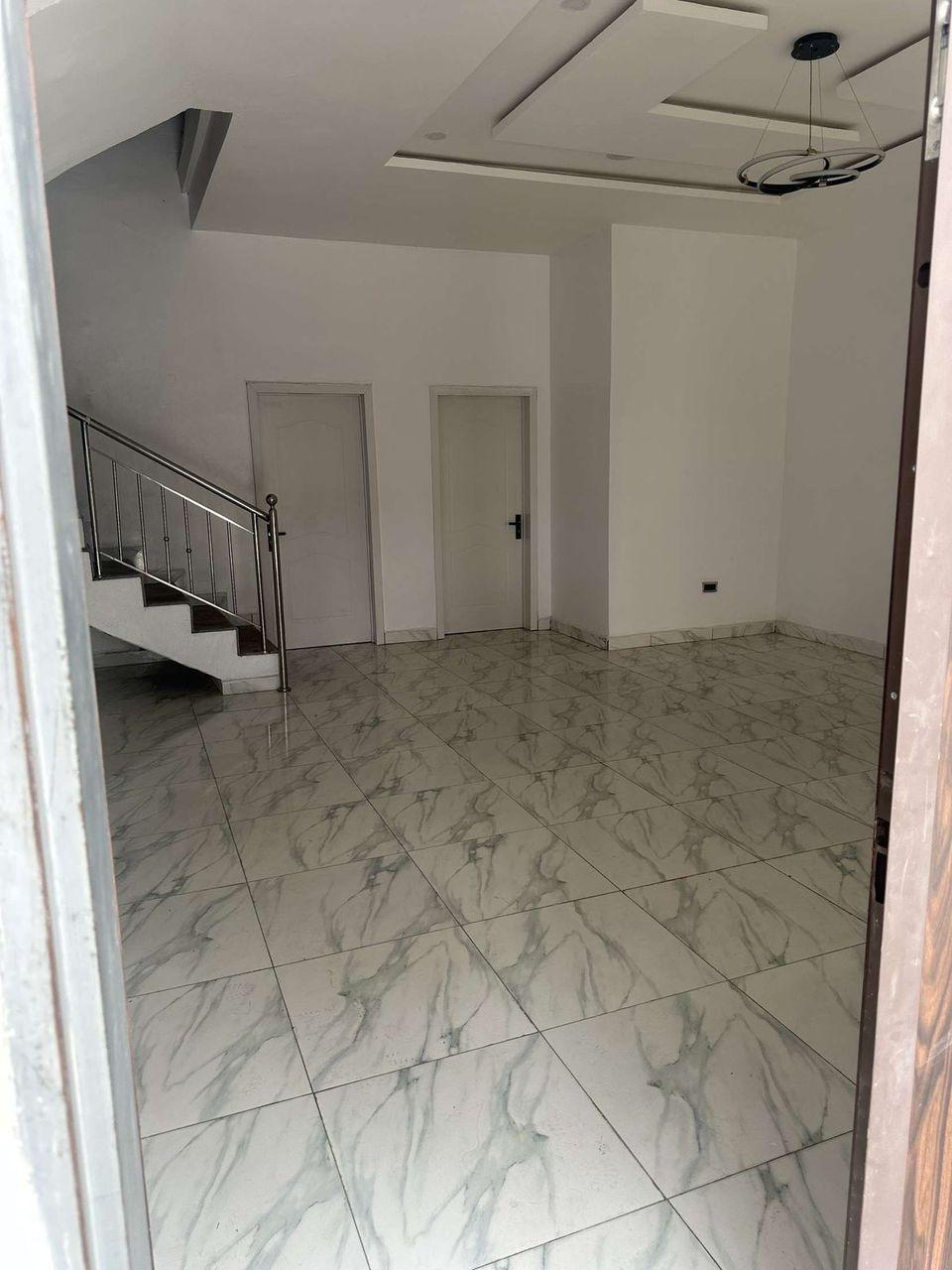 4 bedroom terrace Location: ikota GRA  Asking Price:  90 million