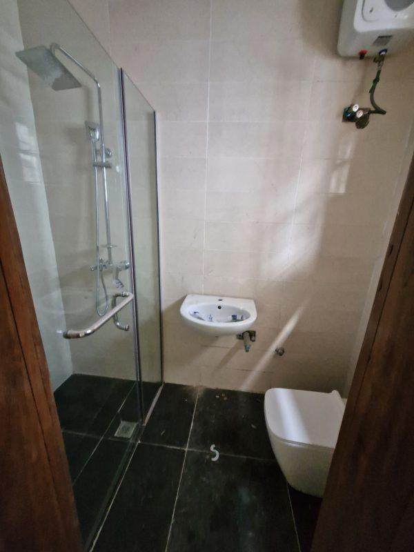For Sale  5 BED FULLY DETACHED LEKKI PHASE 1  ₦600,000,000  all rooms ensuite