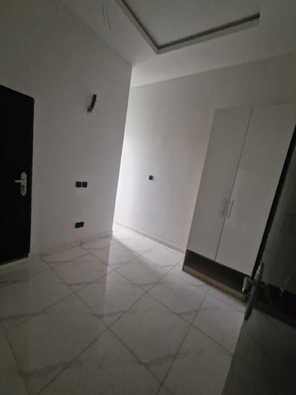 3 BEDROOM TERRACE  Ajah   ₦90,000,000