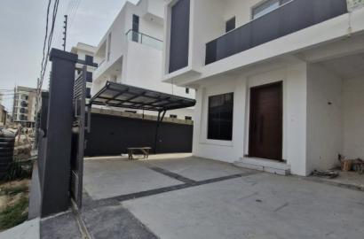 For Sale  4 FULLY DETACHED DUPLEX WITH BQ   Off Kunsela road, ikate, lekki, lagos ₦350,000,000