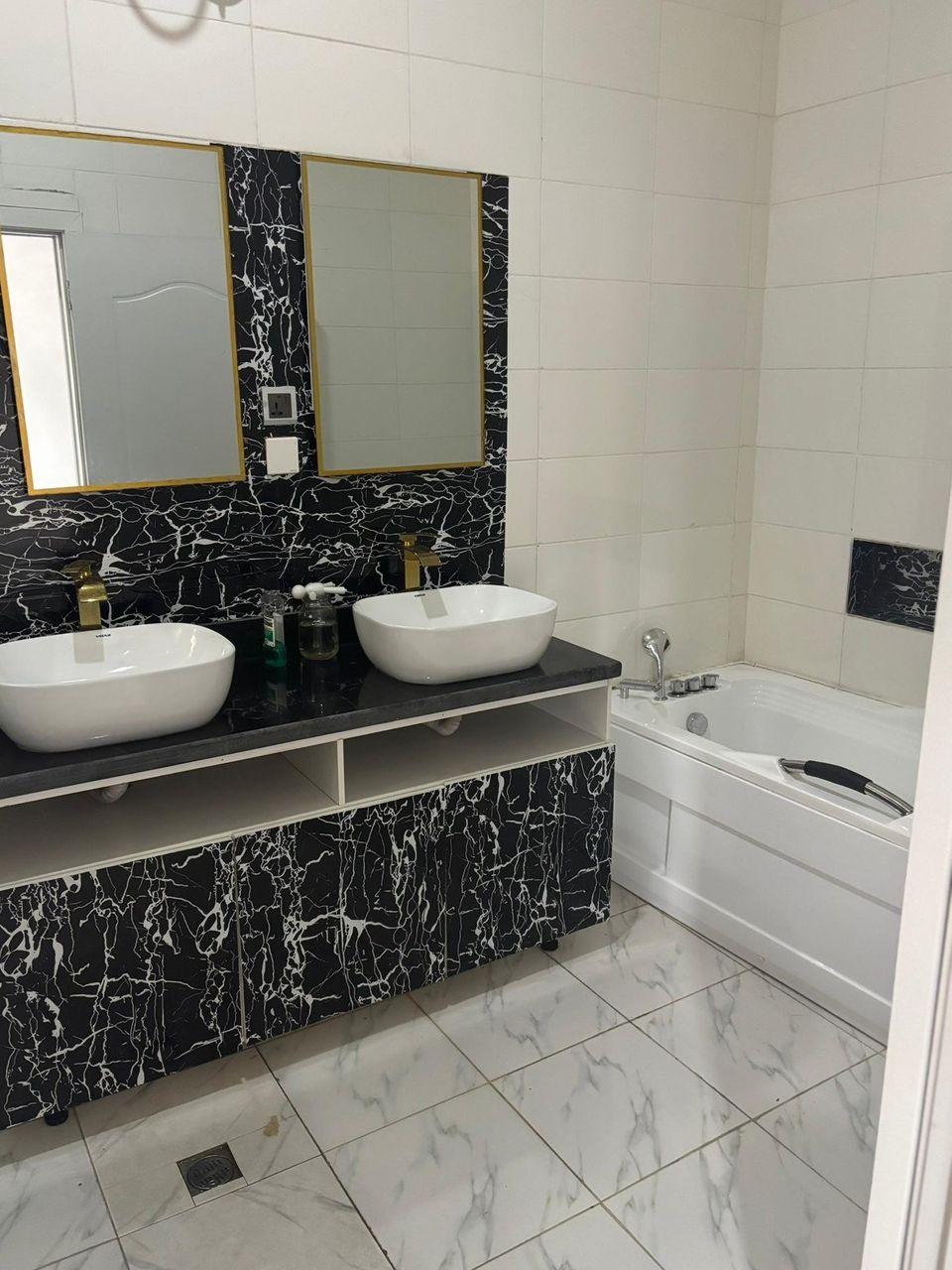 4 bedroom terrace Location: ikota GRA  Asking Price:  90 million