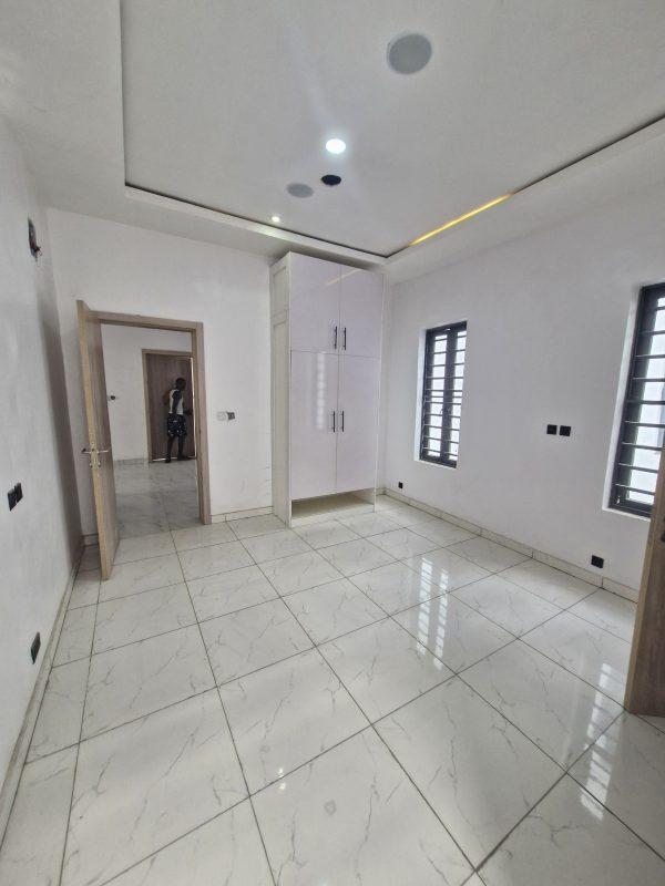 For Sale  4 FULLY DETACHED DUPLEX WITH BQ   Off Kunsela road, ikate, lekki, lagos ₦350,000,000