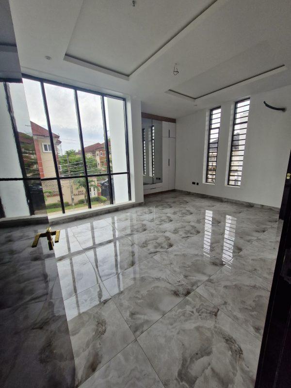MASSIVE 5 BED FULLY DETACH WITH POOL   Osapa London, Lekki, Lagos  550M