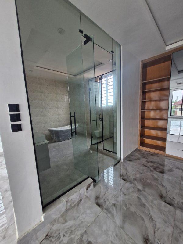 MASSIVE 5 BED FULLY DETACH WITH POOL   Osapa London, Lekki, Lagos  550M