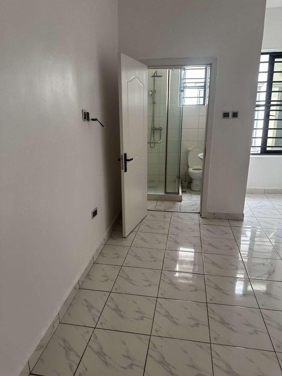 4 bedroom terrace Location: ikota GRA  Asking Price:  90 million
