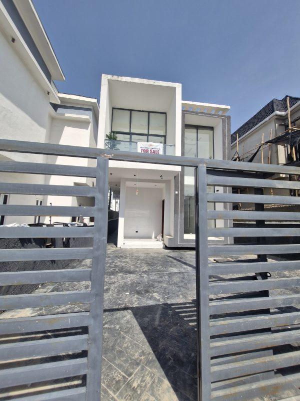 5 BED FULLY DETACH DUPLEX  Off addo road, Ajah   ₦200,000,000