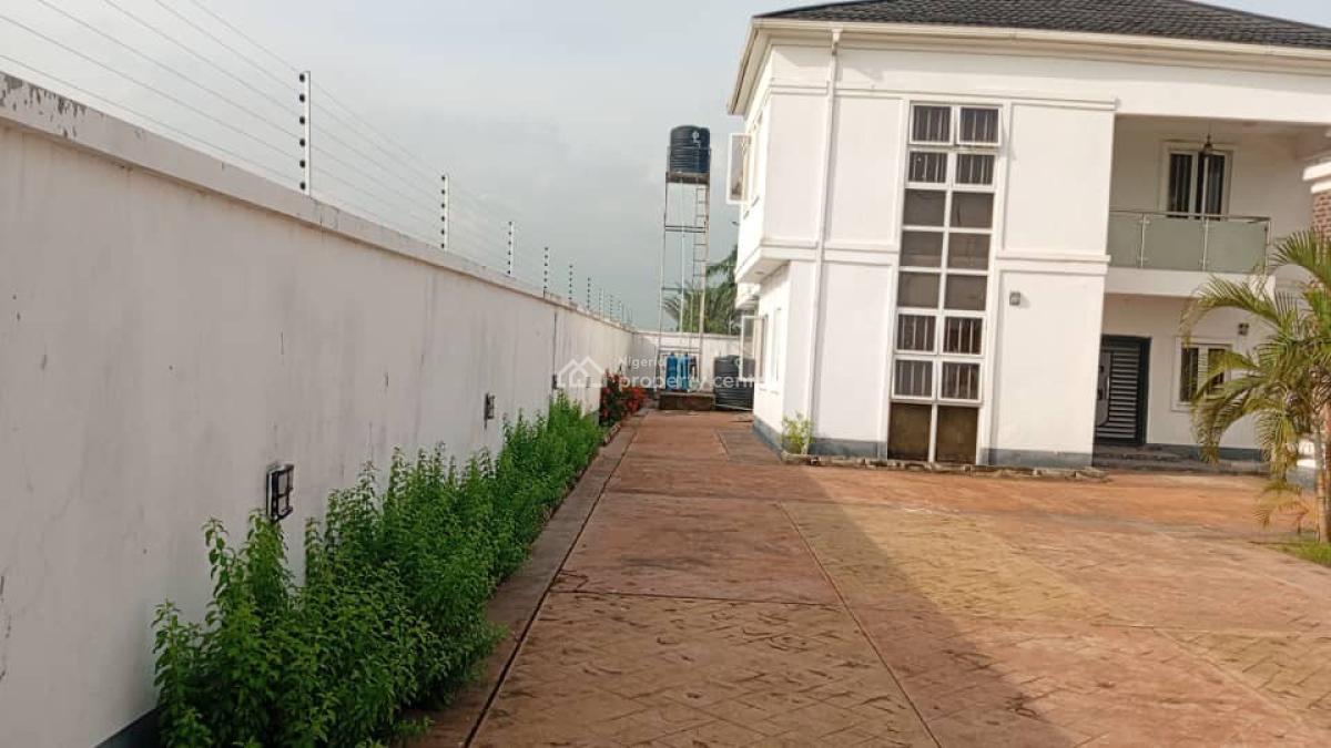 5 bedroom detached duplex for sale