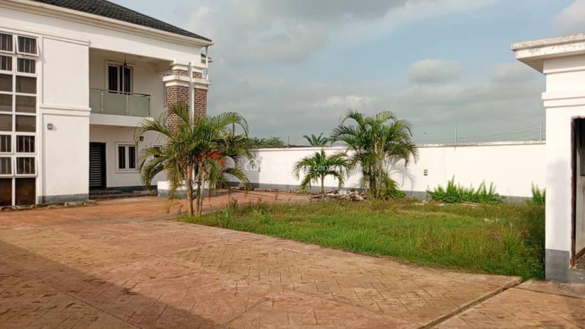 5 bedroom detached duplex for sale