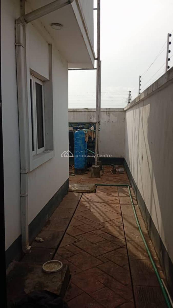 5 bedroom detached duplex for sale