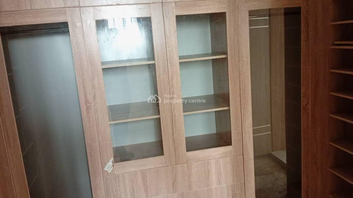 5 bedroom detached duplex for sale