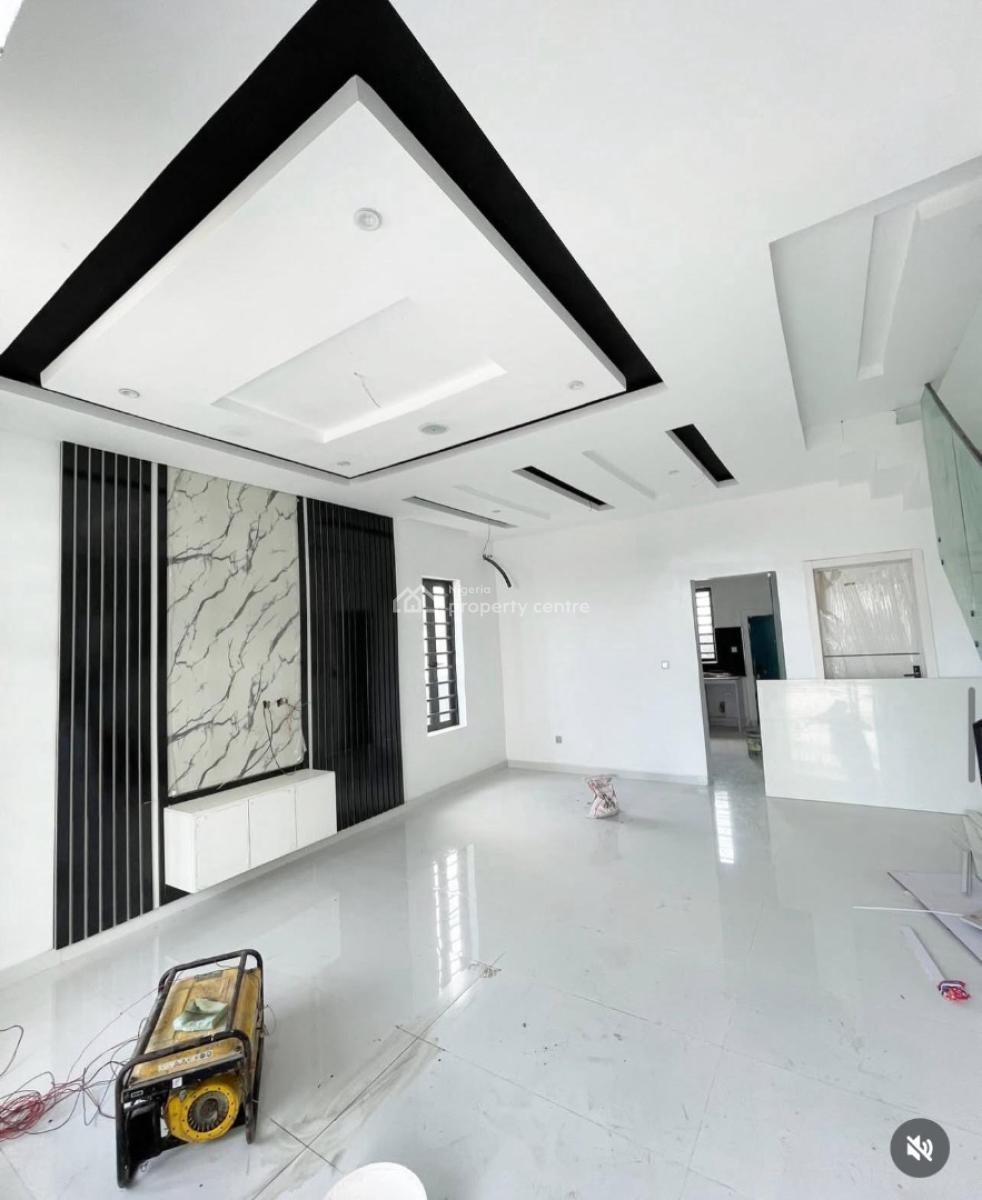 4 bedroom detached duplex for sale