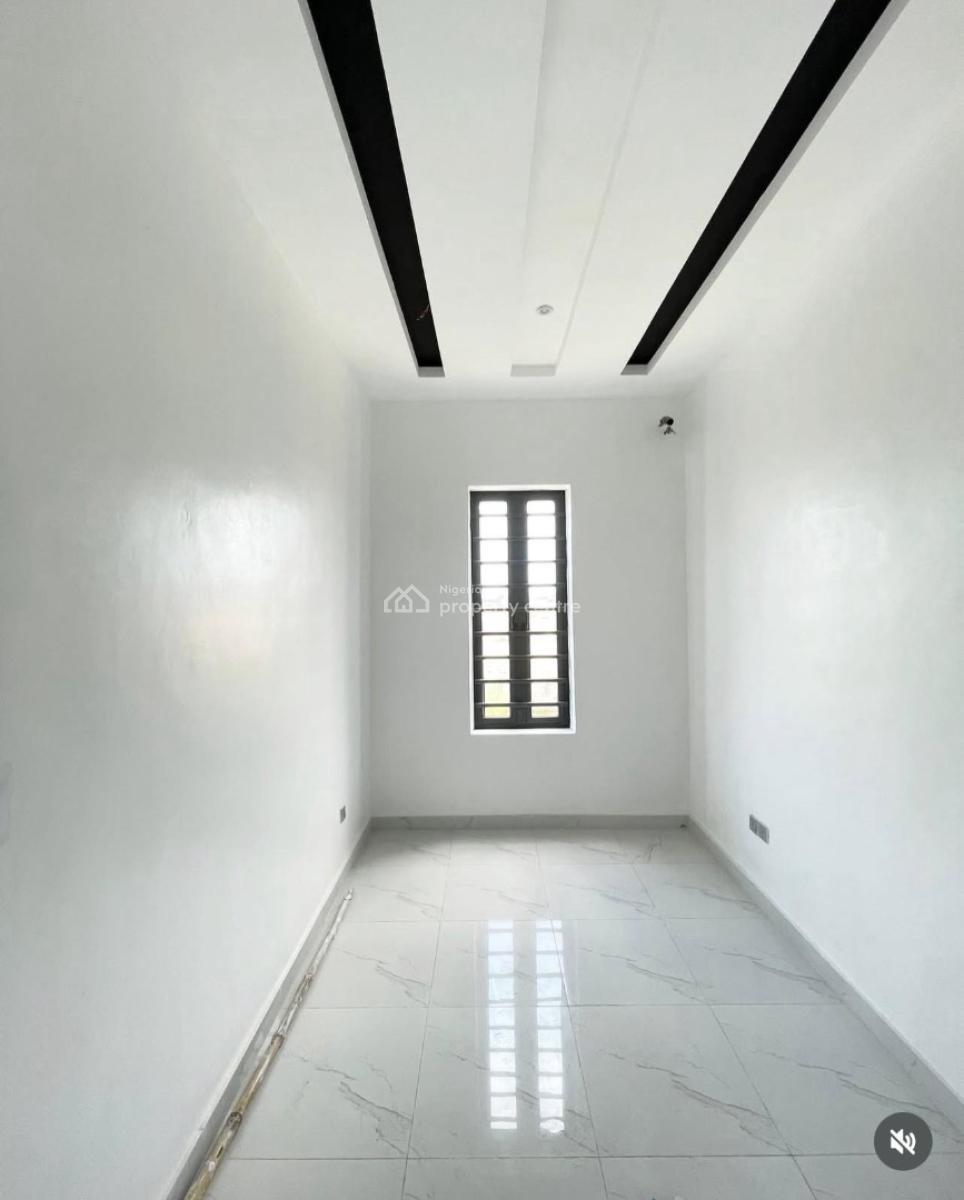 4 bedroom detached duplex for sale
