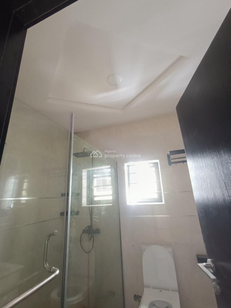 4 bedroom semi-detached duplex for rent