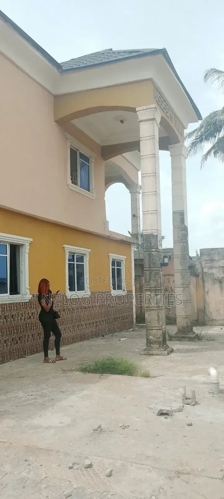 19bdrm Block of Flats in Ijegemo Area, Ijegun for sale