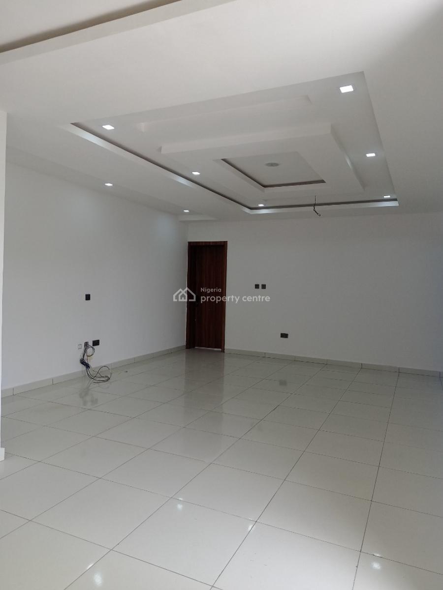 3 Bedroom Luxury Built Apartment With Bq